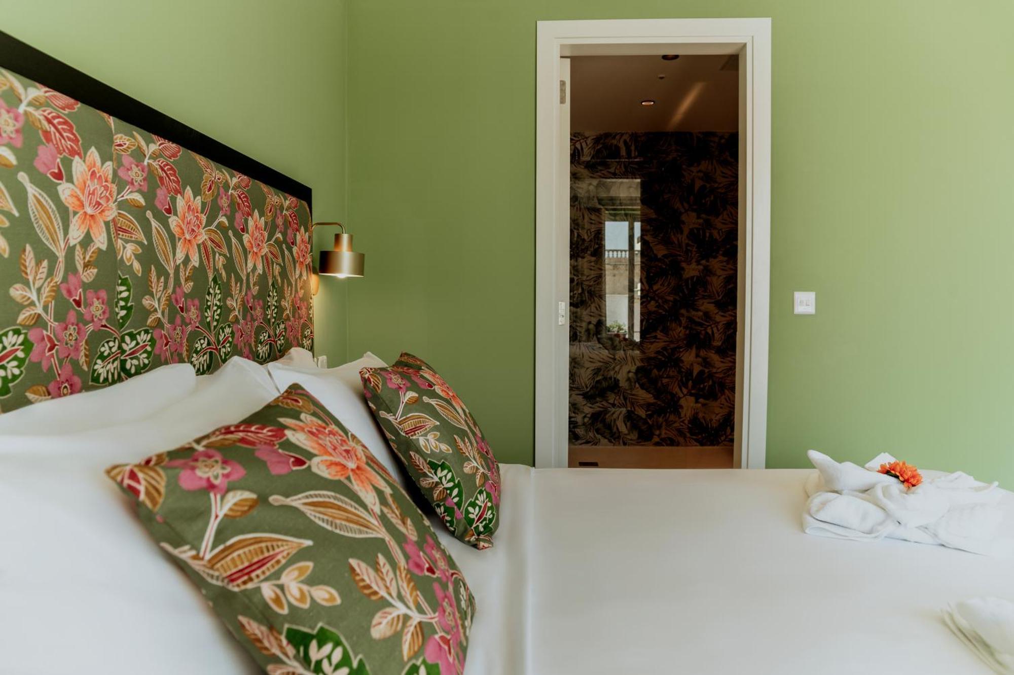 King Charles Hotel Валетта Экстерьер фото