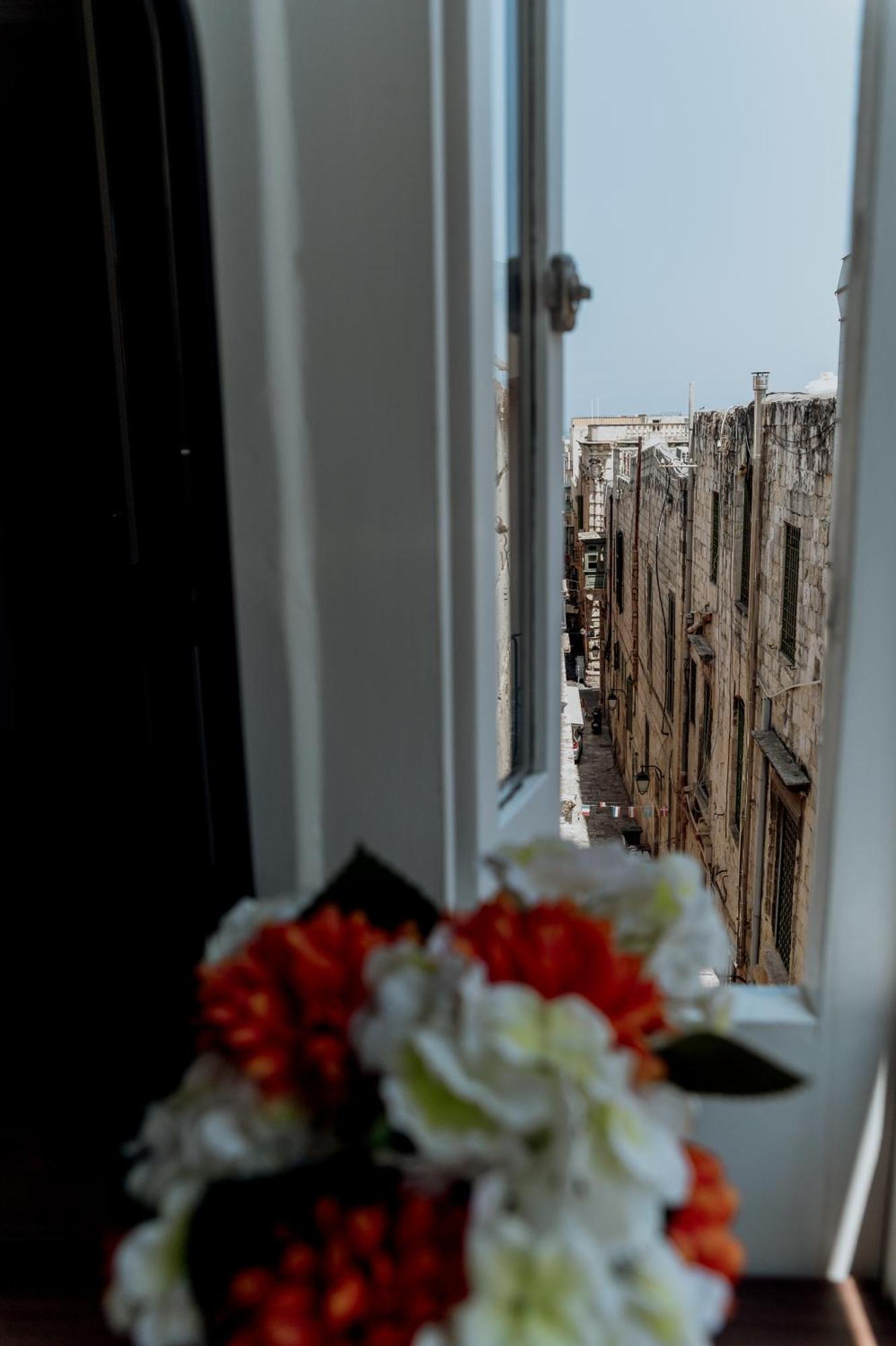 King Charles Hotel Валетта Экстерьер фото